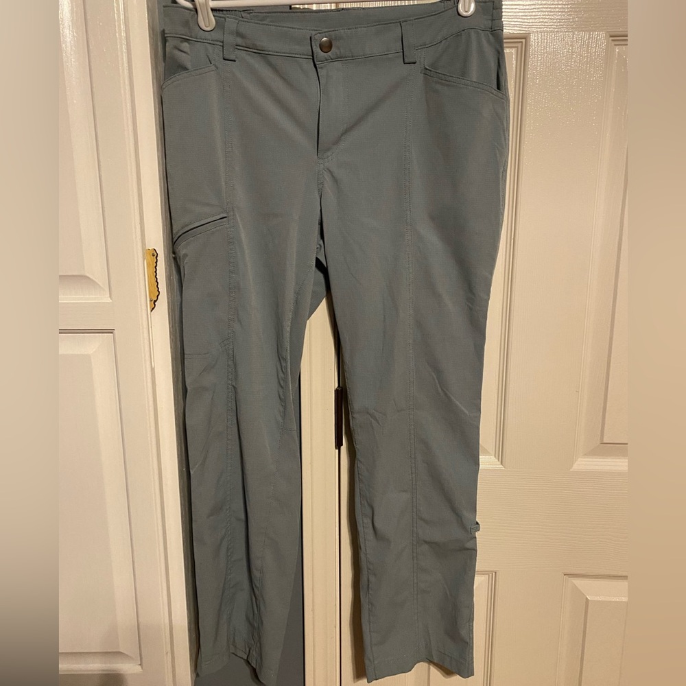 Duluth Trading Co Breezeshooter convertible pants
